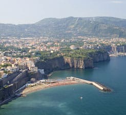 Como reservar um ferry para Sorrento